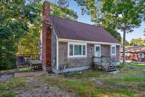 85 Edgewater Drive Teaticket MA 02536