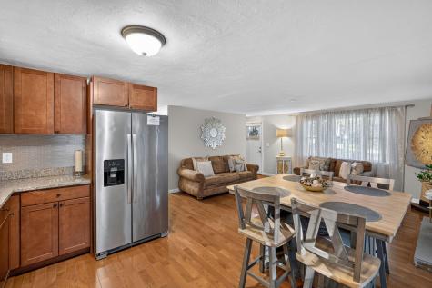 85 Edgewater Drive Teaticket MA 02536