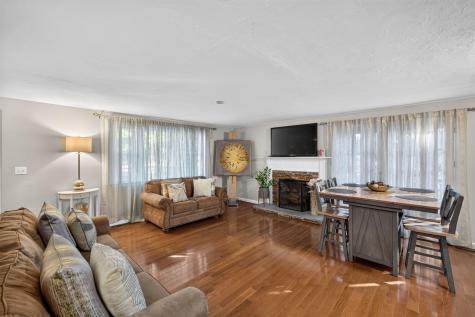85 Edgewater Drive Teaticket MA 02536