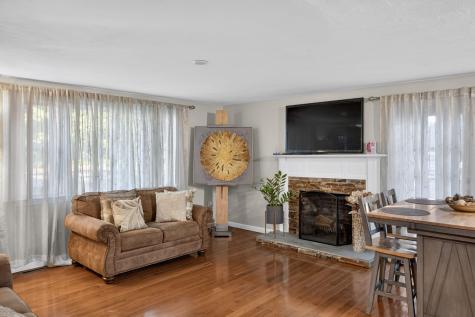 85 Edgewater Drive Teaticket MA 02536