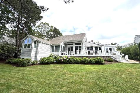 44 The Heights Mashpee MA 02649