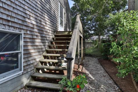 9 Nelson Avenue Provincetown MA 02657