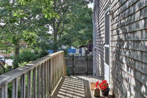 9 Nelson Avenue Provincetown MA 02657