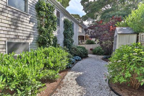 9 Nelson Avenue Provincetown MA 02657