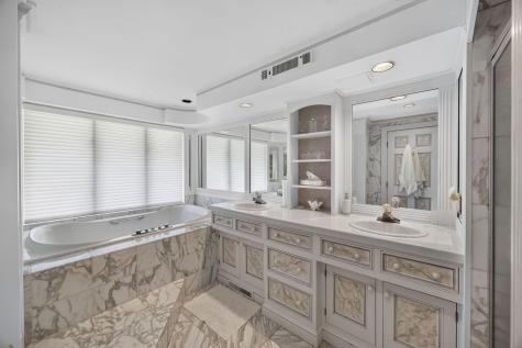 600 Fox Hill Road MA 02633