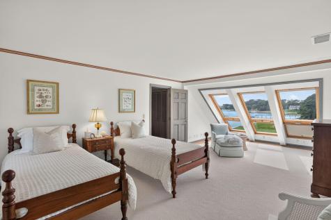600 Fox Hill Road MA 02633