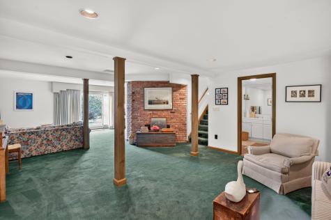 600 Fox Hill Road MA 02633
