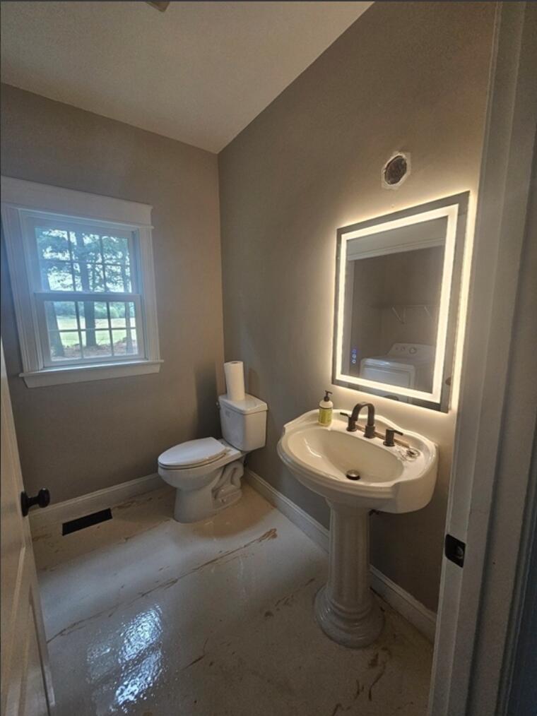 11 Fonseca Way Wareham MA 02576