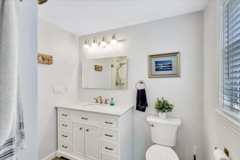 12 Drew Lane Mashpee MA 02649