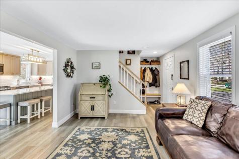 12 Drew Lane Mashpee MA 02649