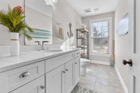 12 S Cedar Road Barnstable MA 02632