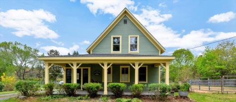 137 Plymouth Street Carver MA 02330