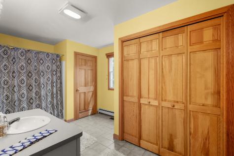 190 Silver Spring Beach Road Eastham MA 02642