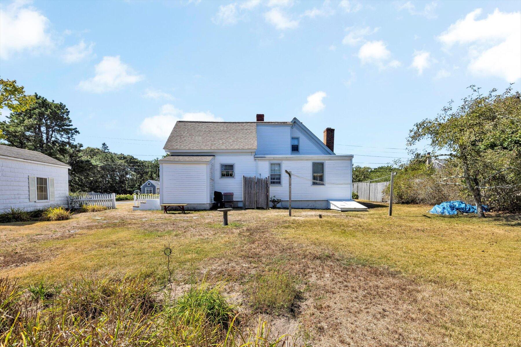 178 School Street Dennis MA 02670