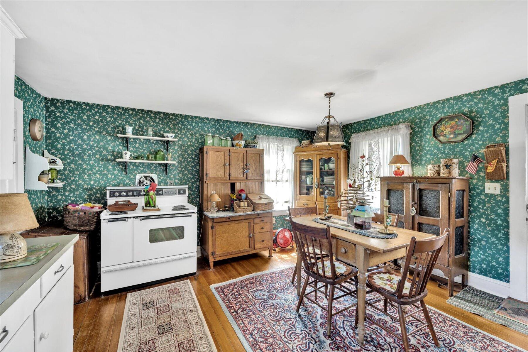 178 School Street Dennis MA 02670