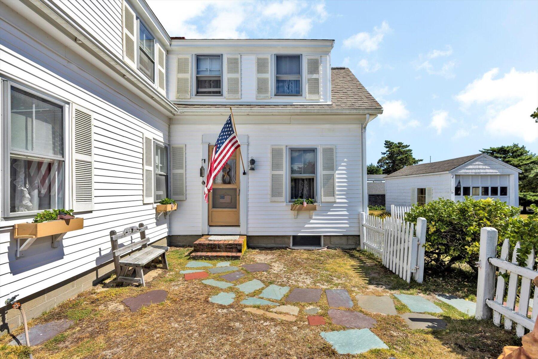 178 School Street Dennis MA 02670