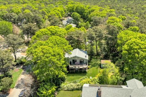 128 Whippoorwill Circle Mashpee MA 02649