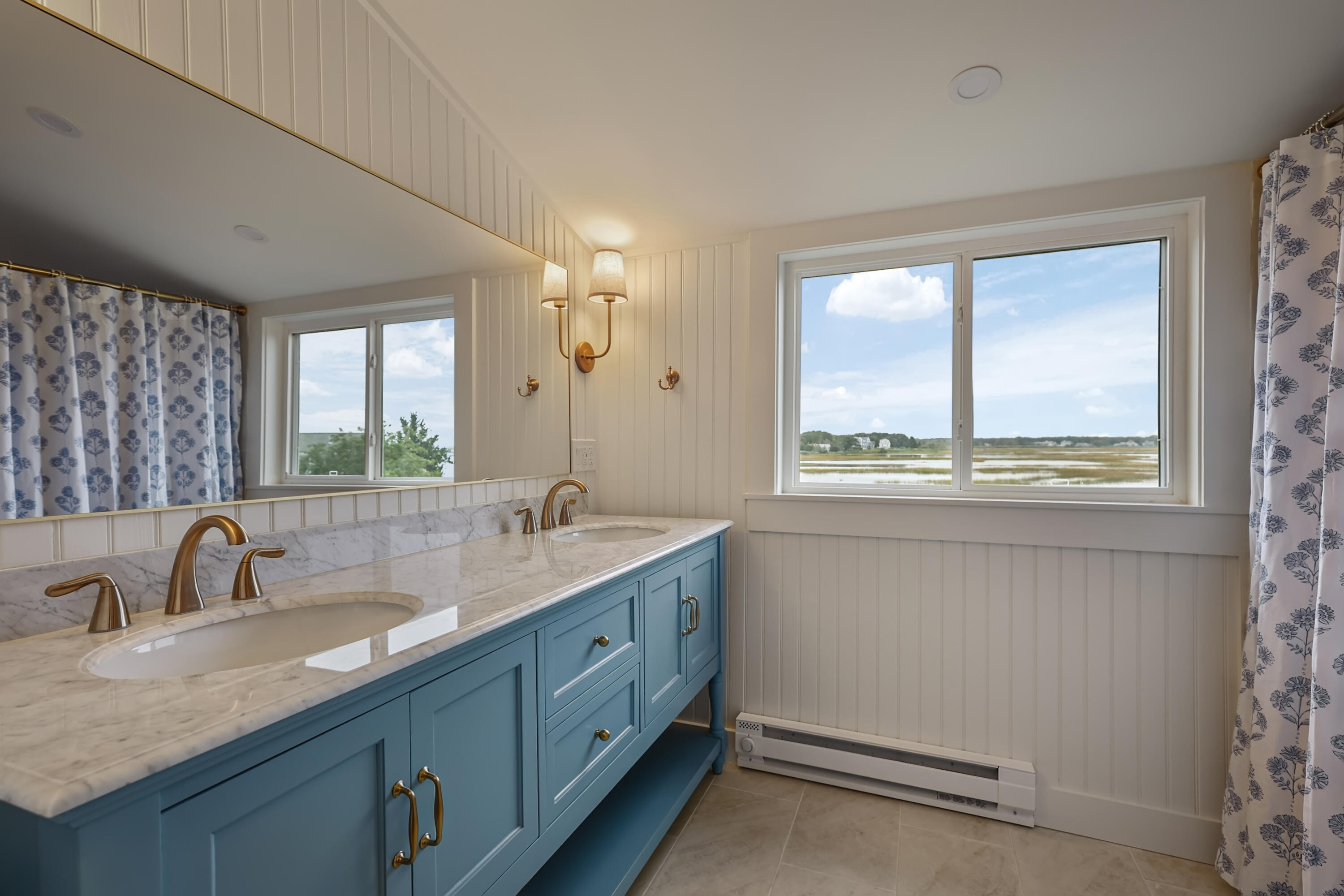 184 S Sea Avenue West Yarmouth MA 02673