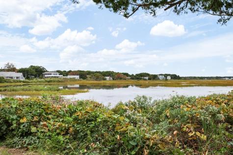184 S Sea Avenue West Yarmouth MA 02673