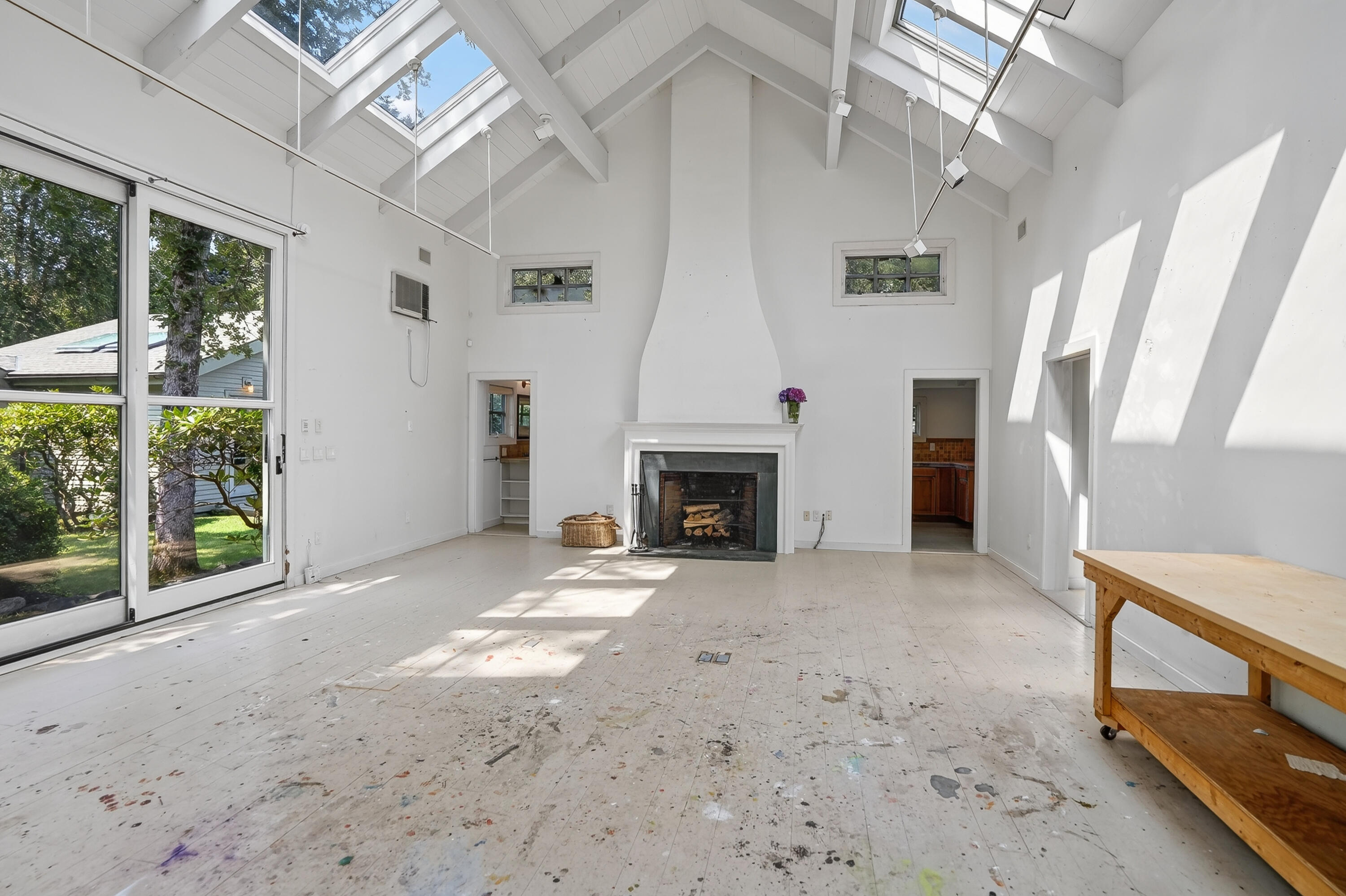 99 Oak Lane West Tisbury MA 02575