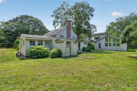 99 Oak Lane West Tisbury MA 02575