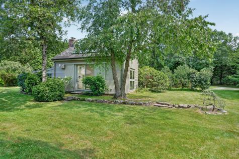 99 Oak Lane West Tisbury MA 02575