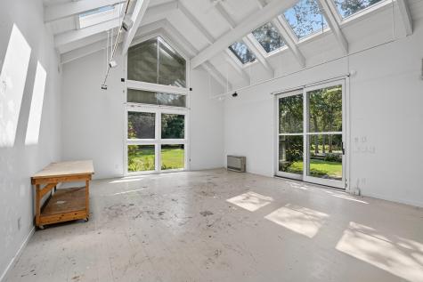 99 Oak Lane West Tisbury MA 02575