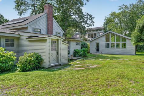 99 Oak Lane West Tisbury MA 02575