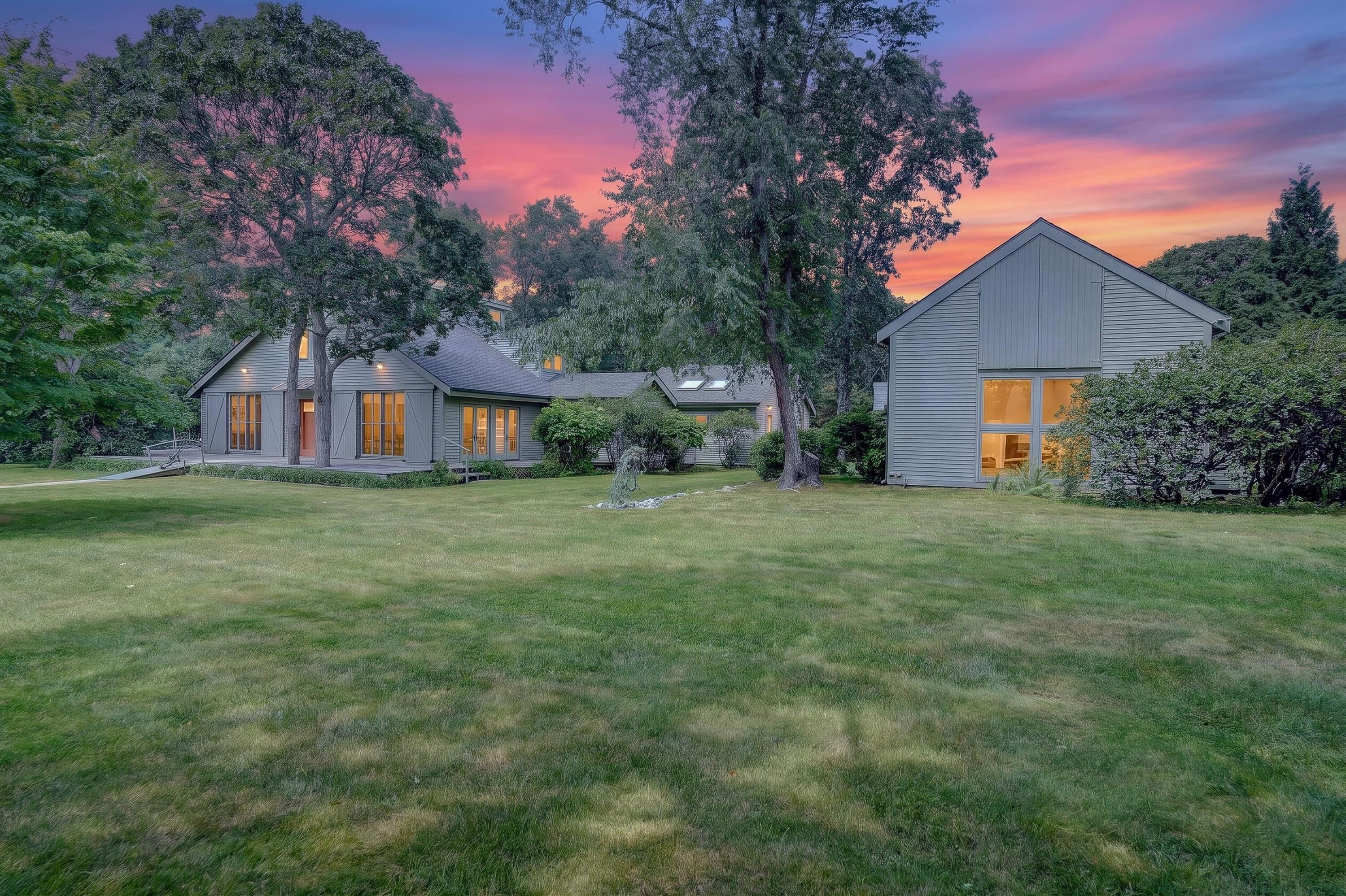 99 Oak Lane West Tisbury MA 02575