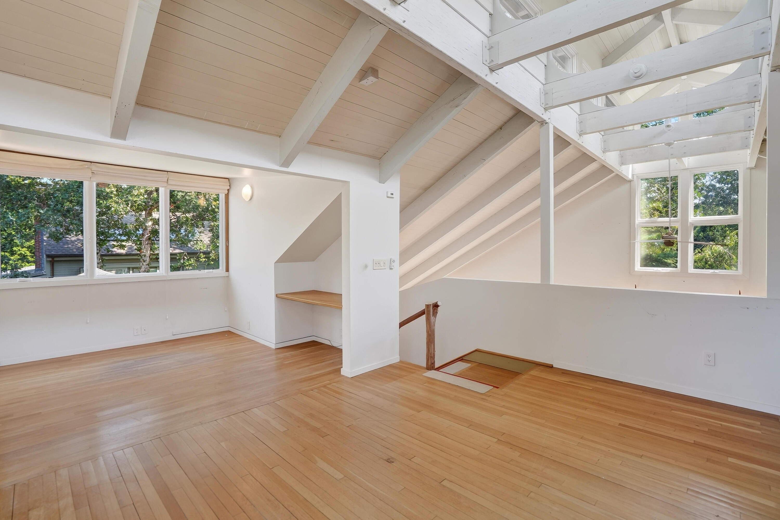 99 Oak Lane West Tisbury MA 02575