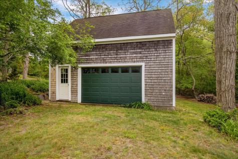 21 Quaker Road Sandwich MA 02537