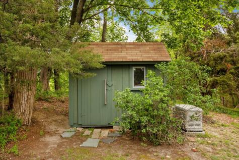 21 Quaker Road Sandwich MA 02537