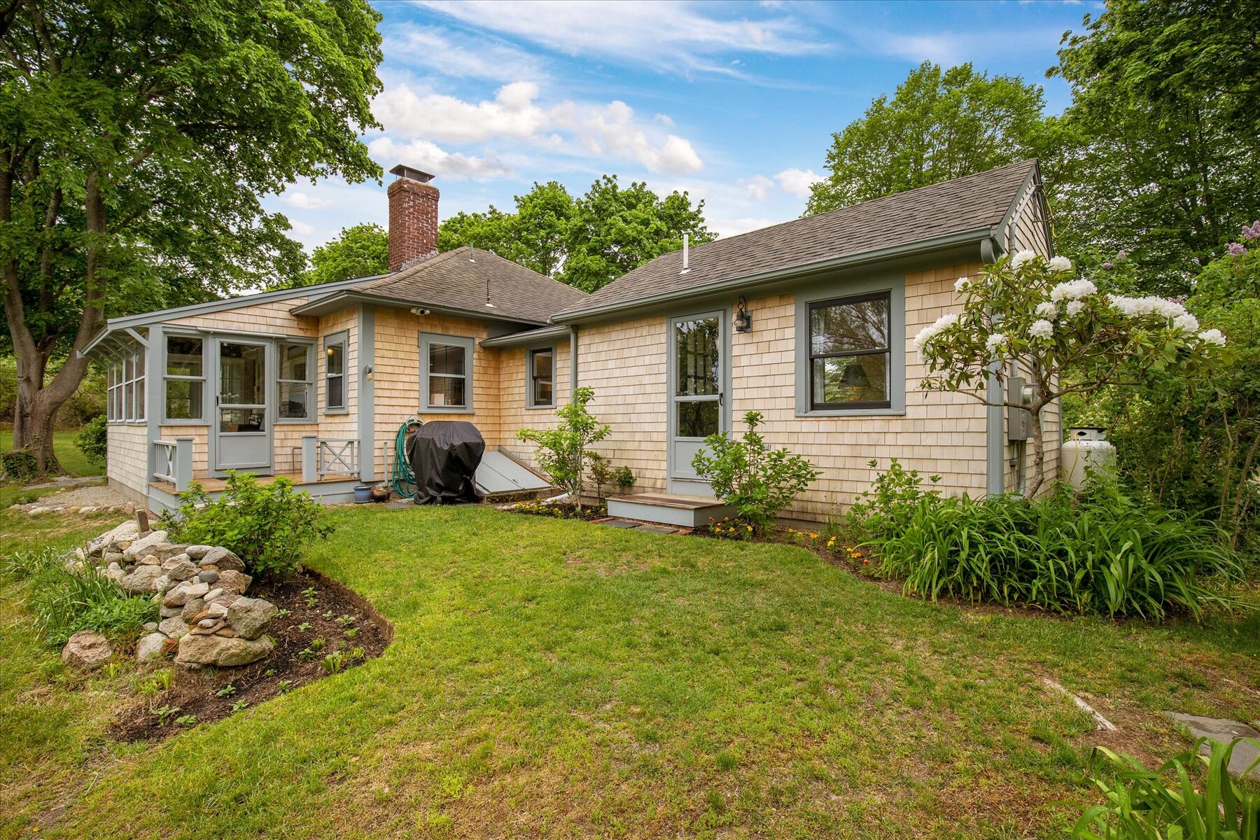 21 Quaker Road Sandwich MA 02537