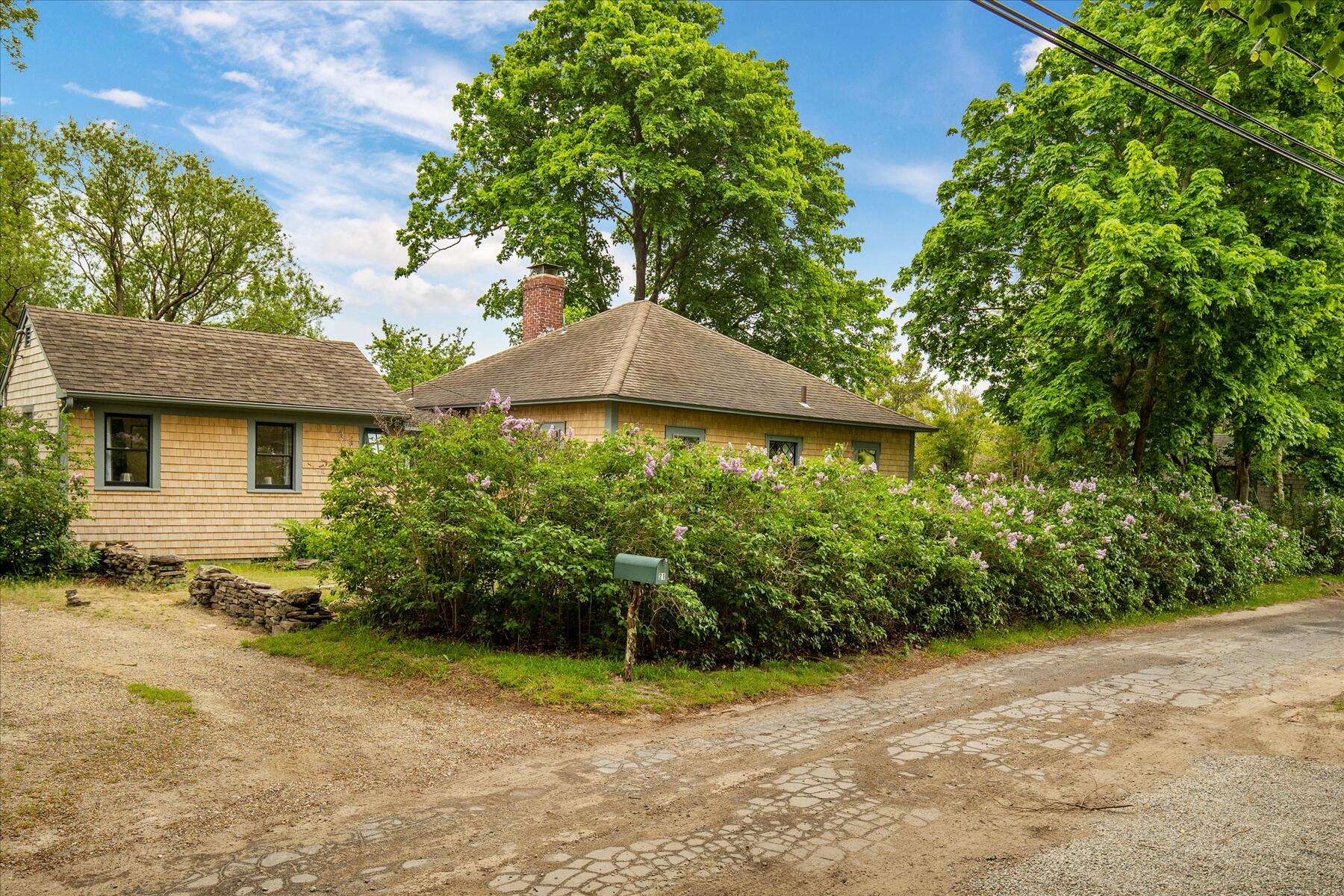 21 Quaker Road Sandwich MA 02537