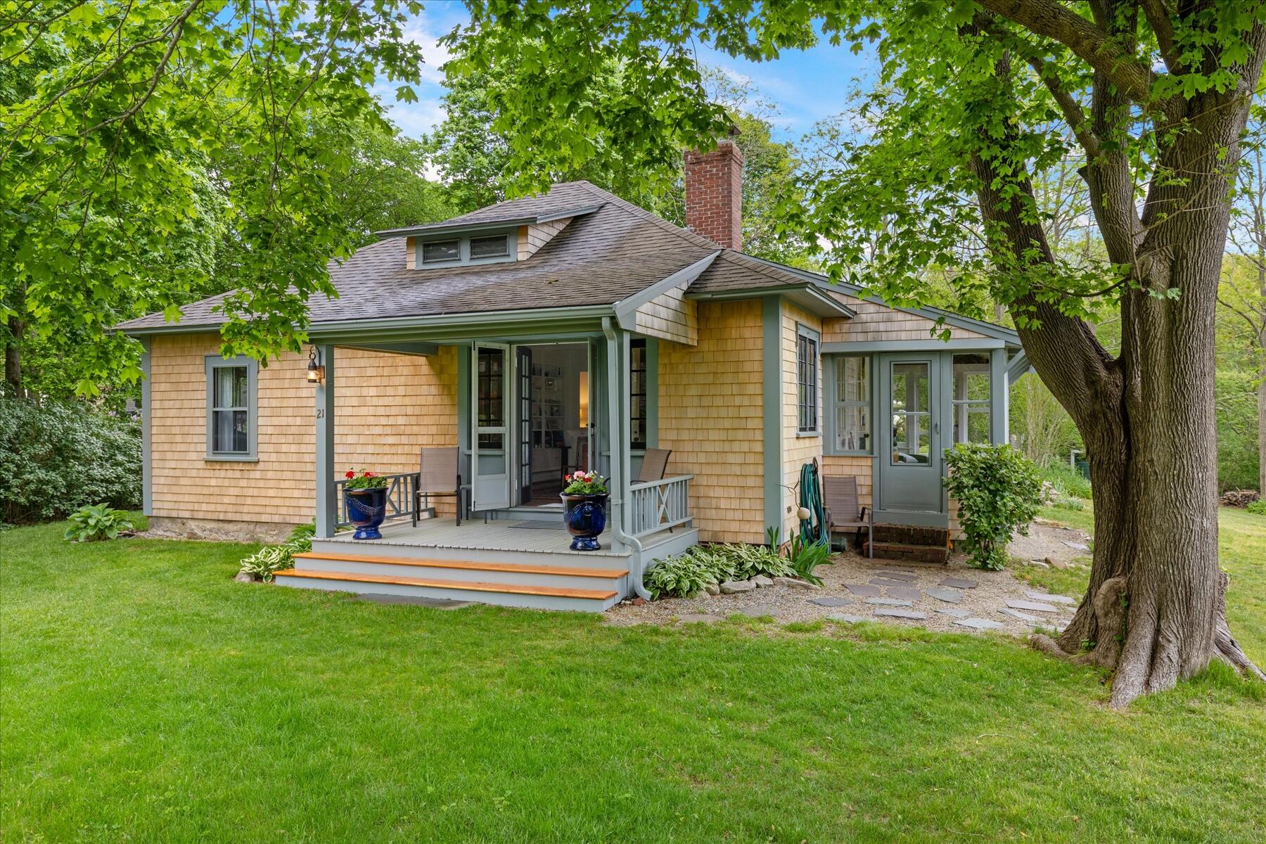 21 Quaker Road Sandwich MA 02537
