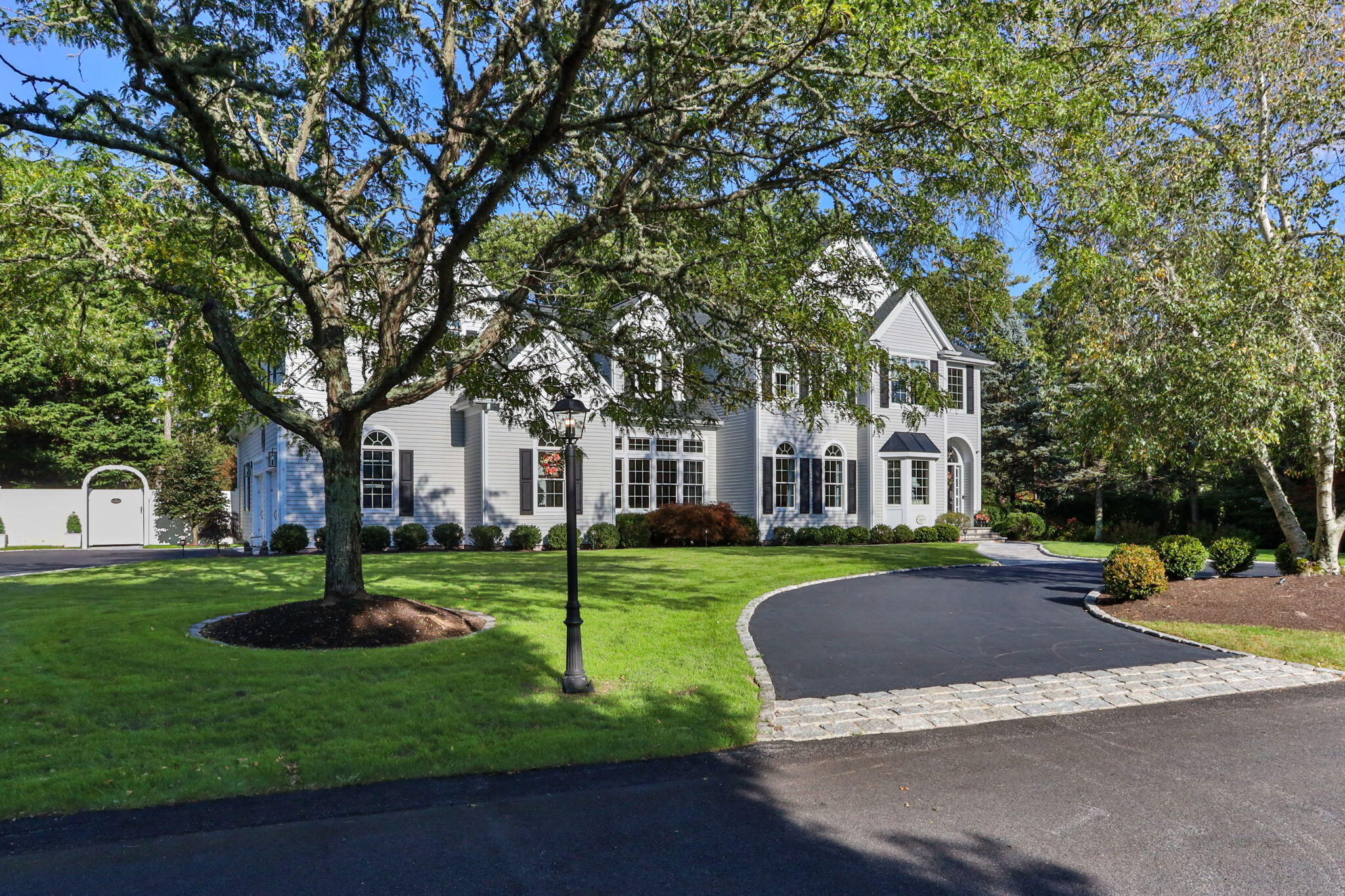 13 N Glen Drive Mashpee MA 02649
