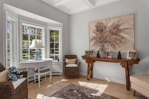 13 N Glen Drive Mashpee MA 02649