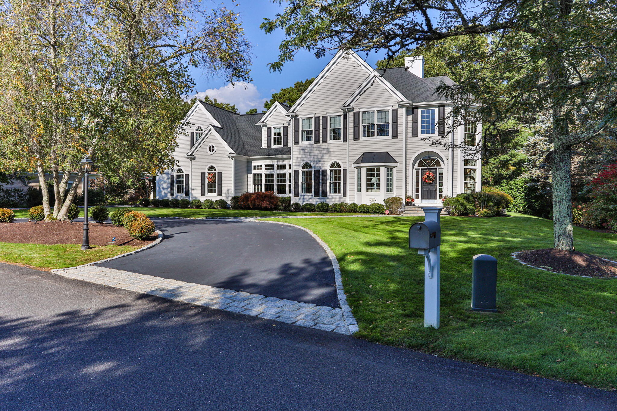 13 N Glen Drive Mashpee MA 02649