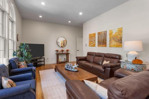 13 N Glen Drive Mashpee MA 02649