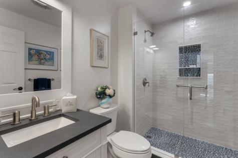 13 N Glen Drive Mashpee MA 02649