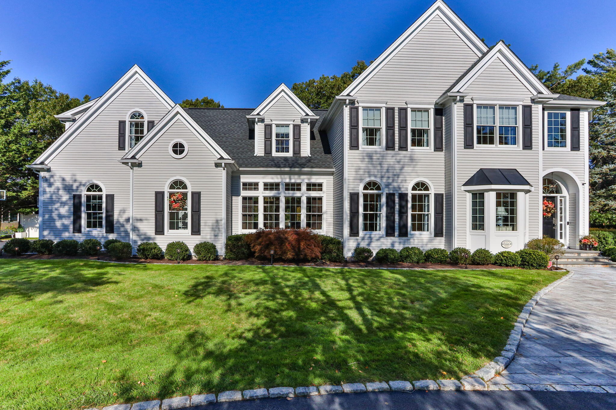 13 N Glen Drive Mashpee MA 02649