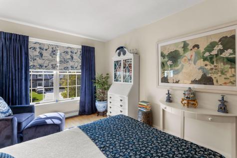13 N Glen Drive Mashpee MA 02649