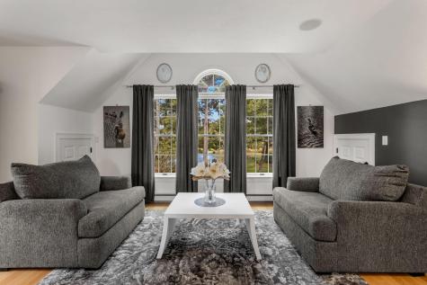 13 N Glen Drive Mashpee MA 02649