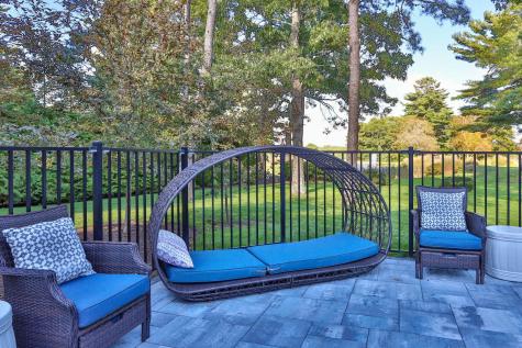 13 N Glen Drive Mashpee MA 02649