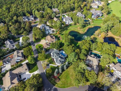 13 N Glen Drive Mashpee MA 02649