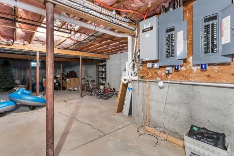 13 N Glen Drive Mashpee MA 02649