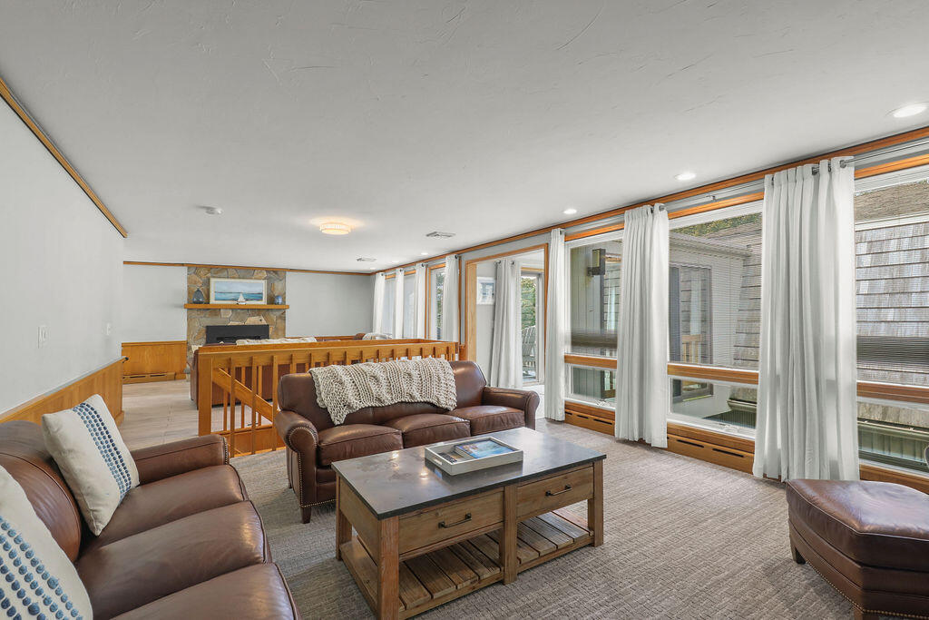 566 Shore Road Pocasset MA 02559