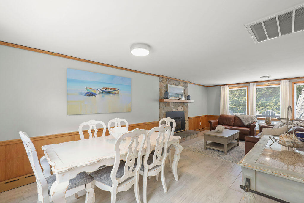 566 Shore Road Bourne MA 02559