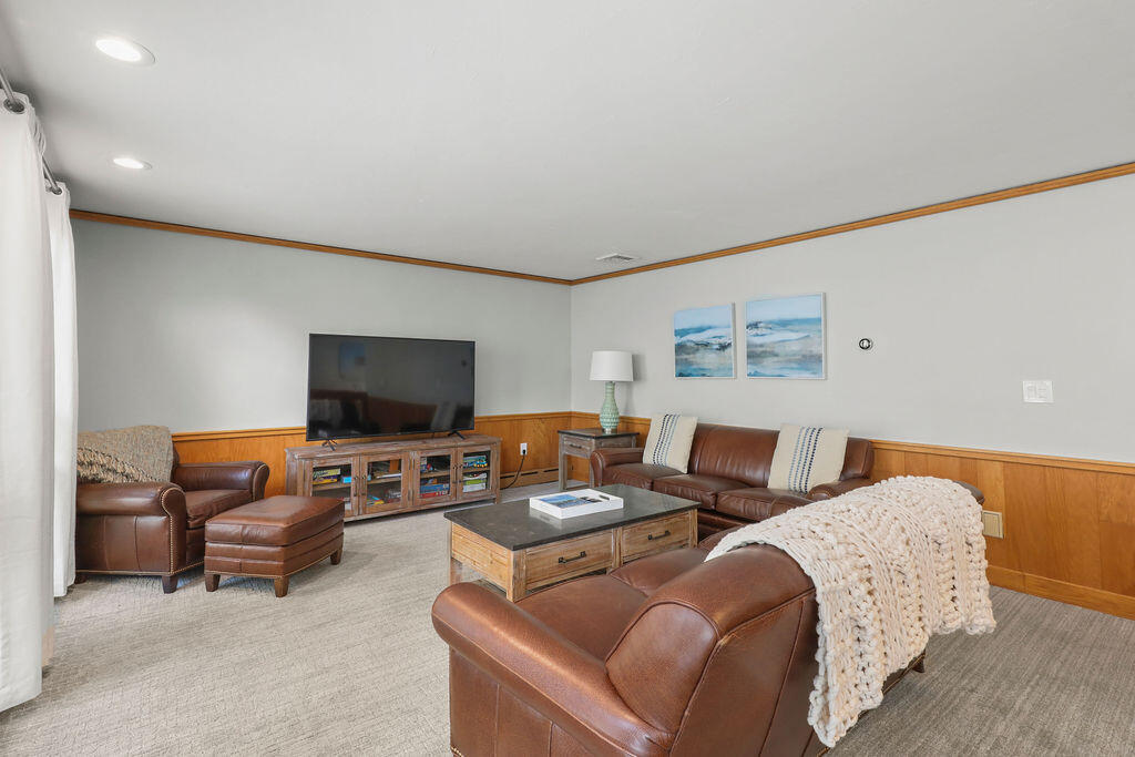 566 Shore Road Pocasset MA 02559