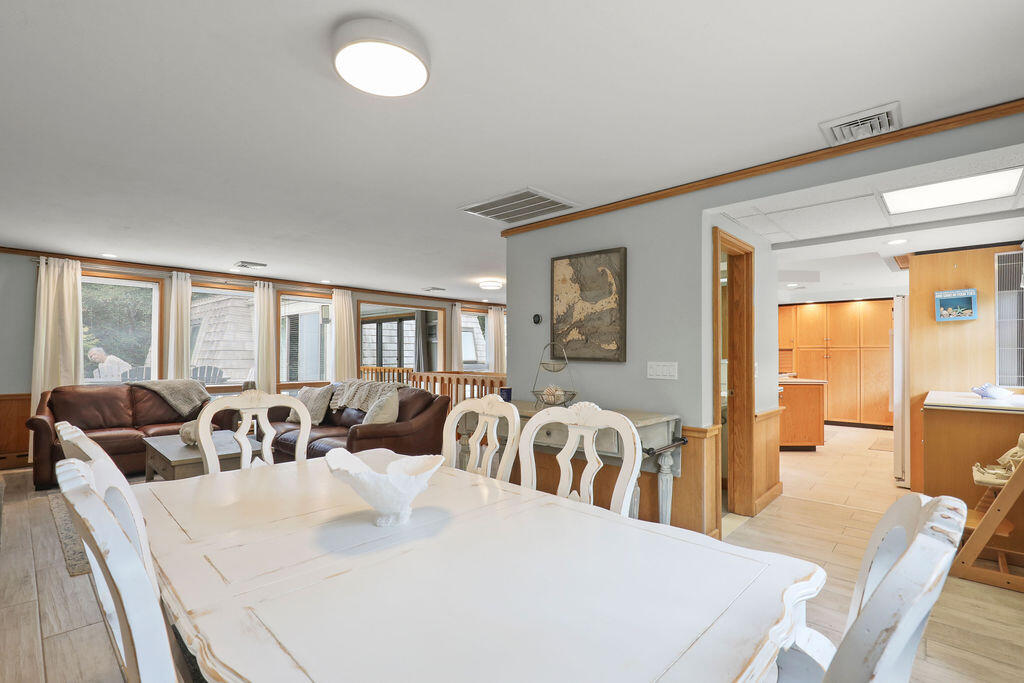 566 Shore Road Pocasset MA 02559